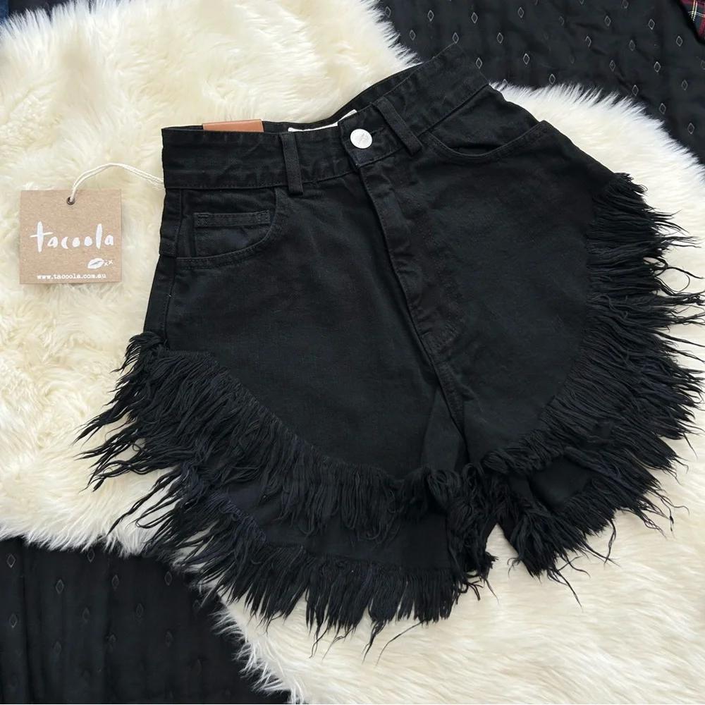 Tacoola Honey Shorts